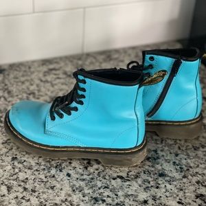 Dr Martens Kids Delaney Light Blue Size US 1 UK 13 EU 32 - Used condition